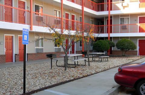 Stay Inn & Suites - Stockbridge Dış mekan fotoğraf