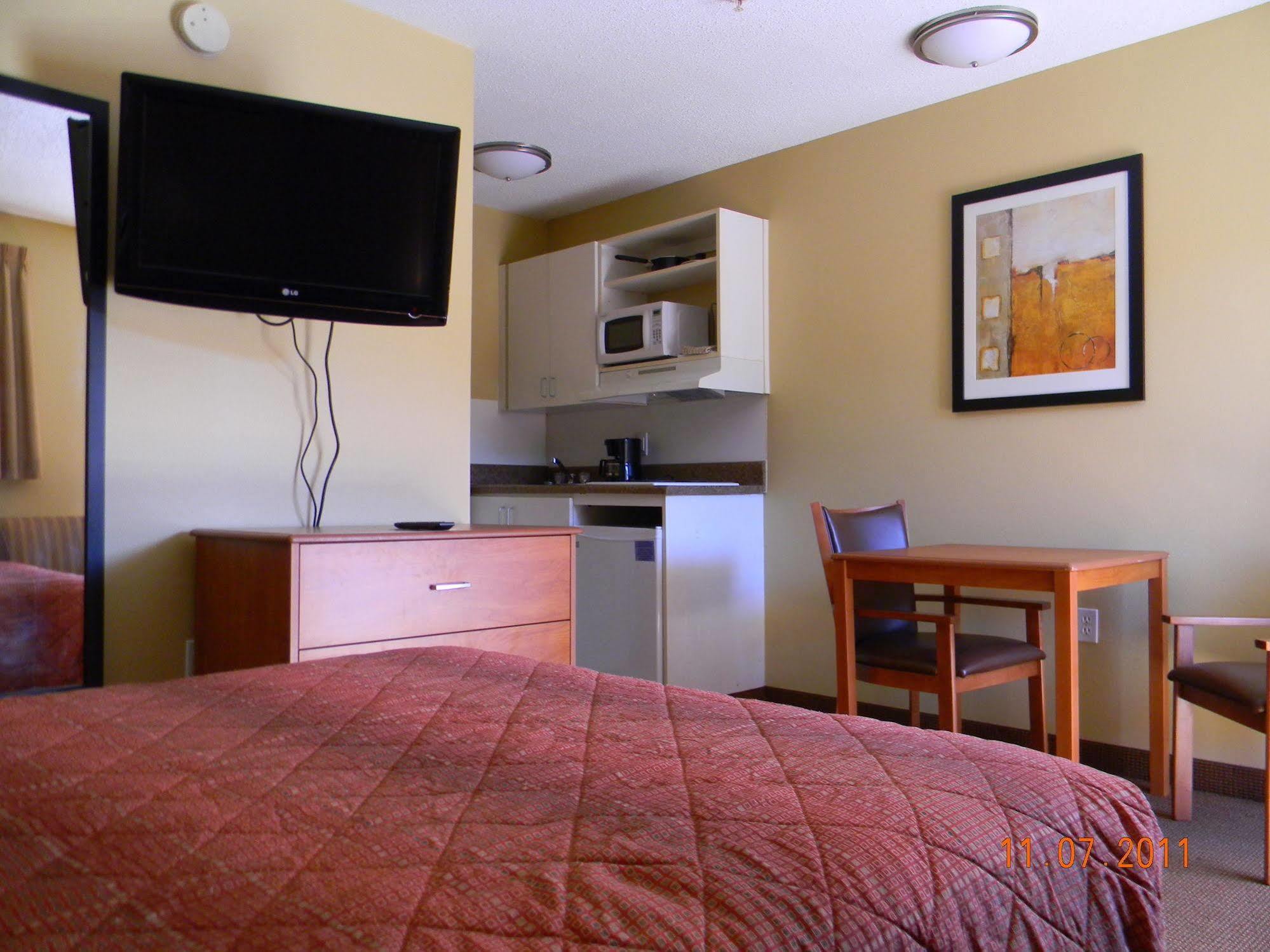 Stay Inn & Suites - Stockbridge Dış mekan fotoğraf